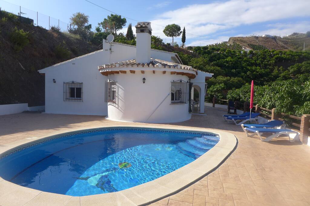 Casa vacacional, con piscina privada,porche, WiFi
