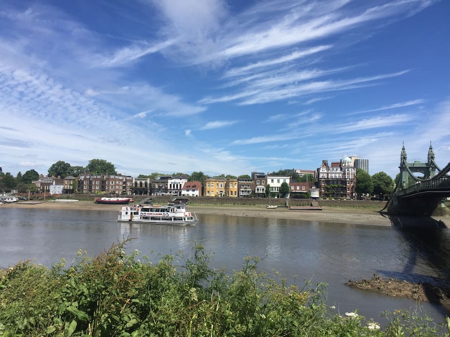 Enjoy a walk on River Thames
