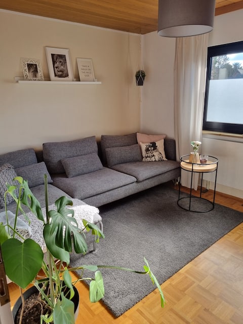 Popular Airbnb listing: Helmut's Cottage in Krefeld