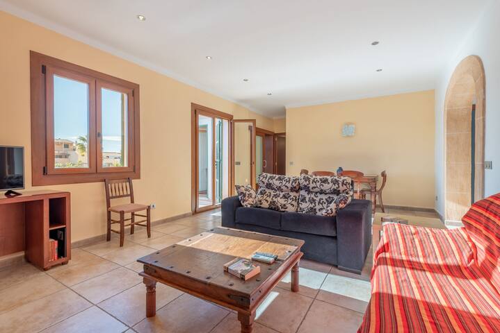 Caril gallery image 4