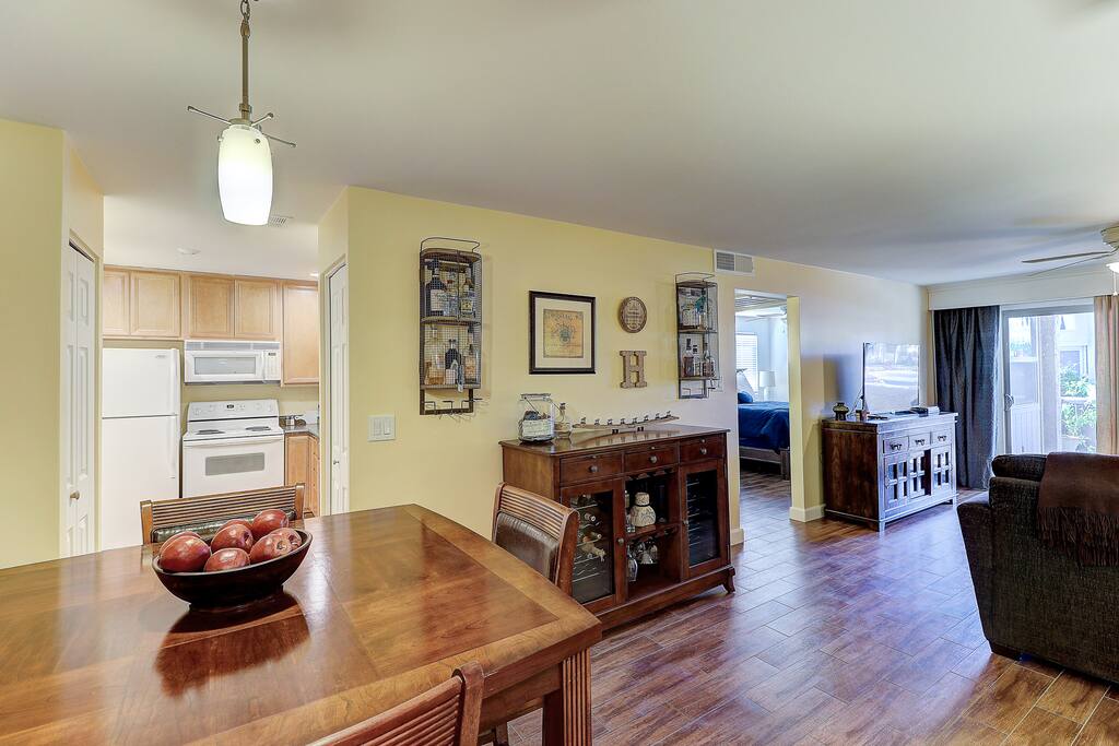 Welcome home! Well appointed Old Town condo with all the amenities of home. Including a wine refrigerator.