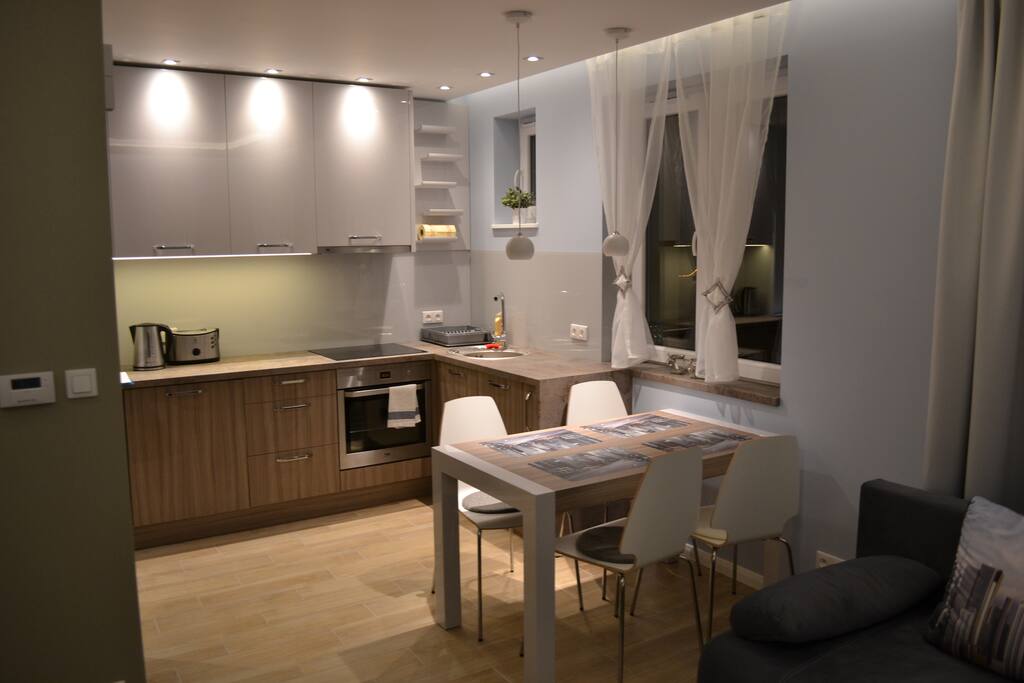 Kuchnia, jadalnia (kitchen, dining)