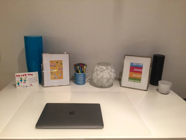 Wonderful & Convenient London Flat, Webber St gallery image 5