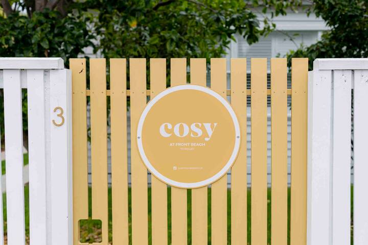 Cosy At Front Beach Torquay gallery image 2