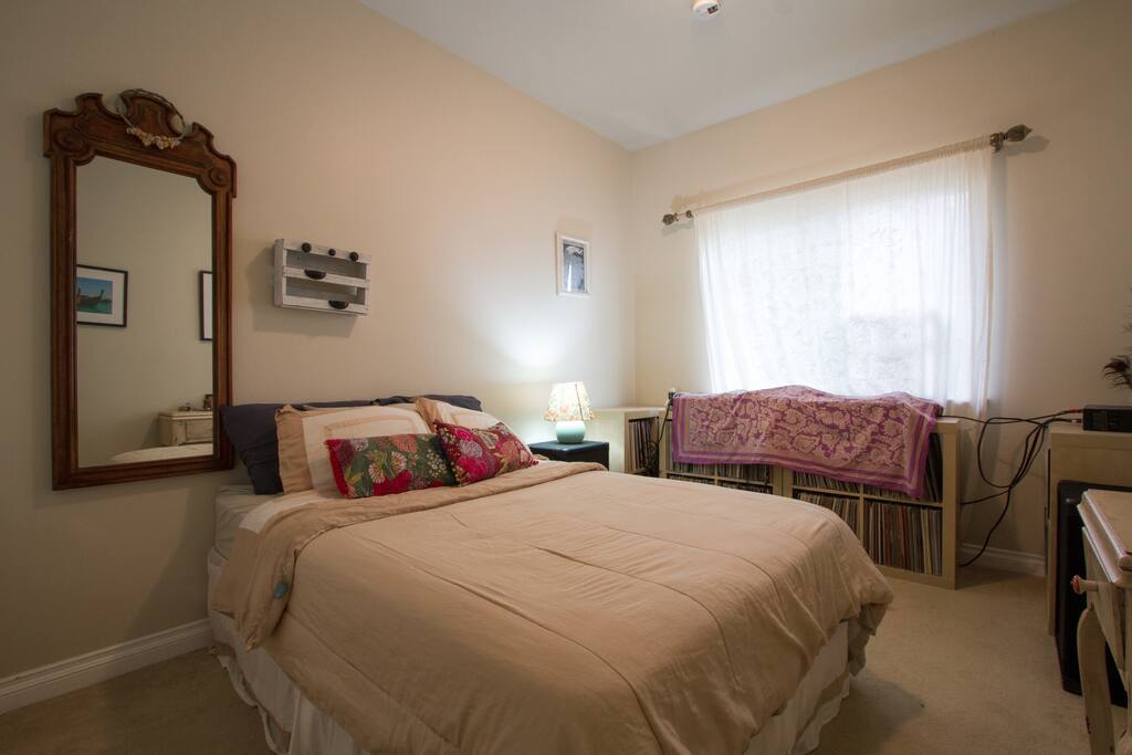 guest bedroom