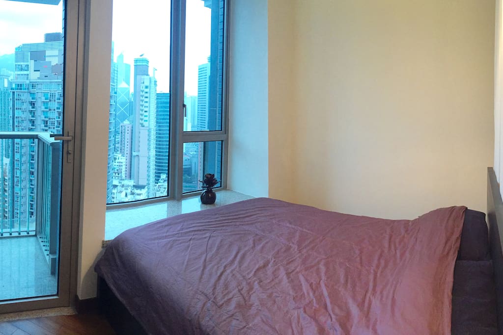 Queen size bed