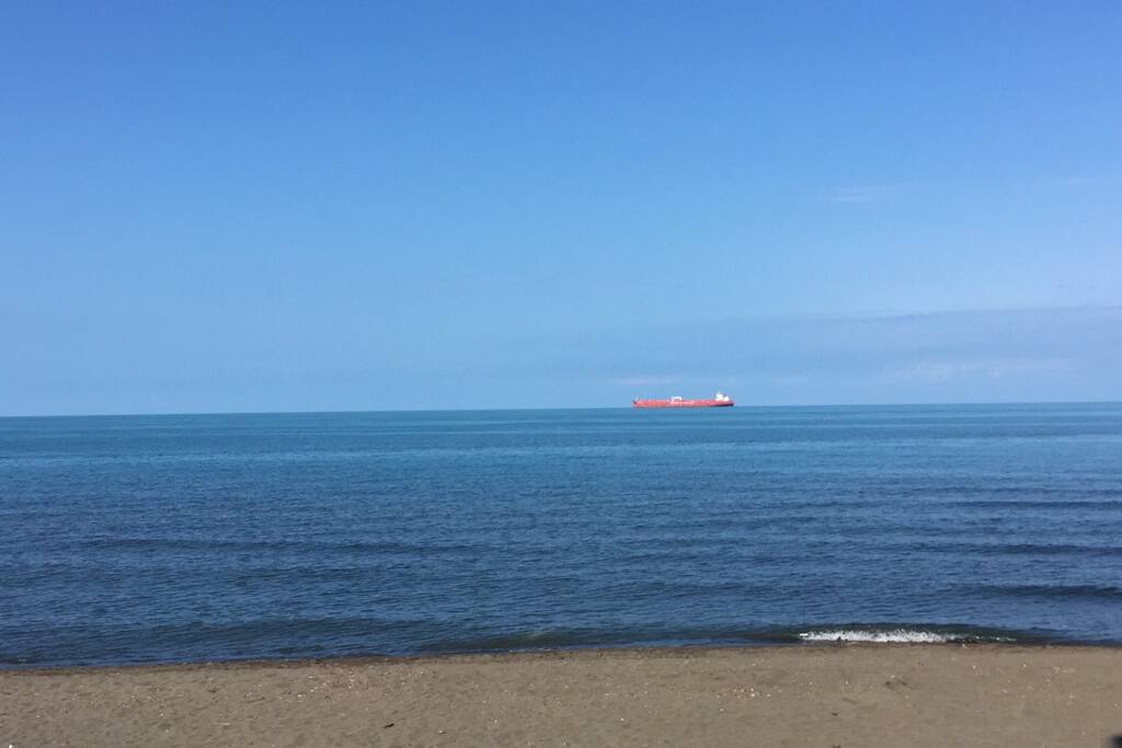 Strand vor dem Haus