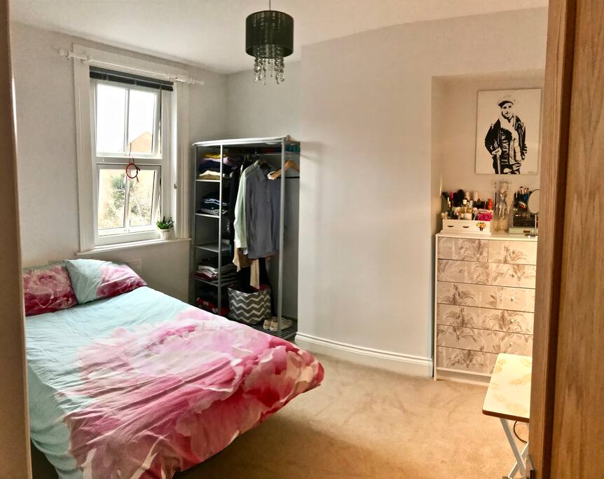 Double bedroom with view over the garden so very quiet.