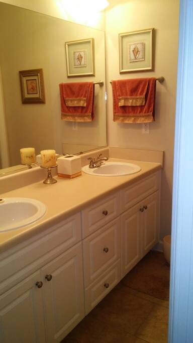 Double sinks with private lavatory