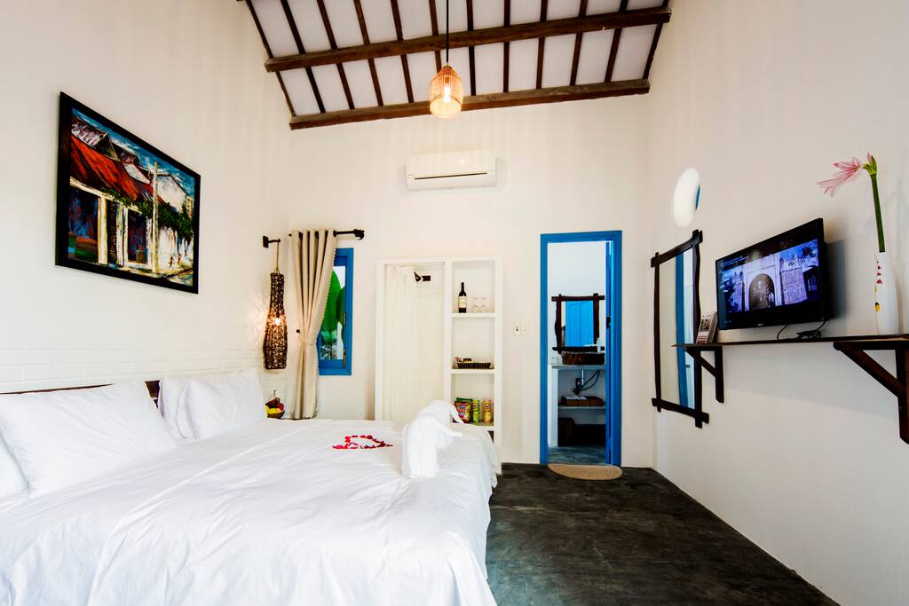 Room 1