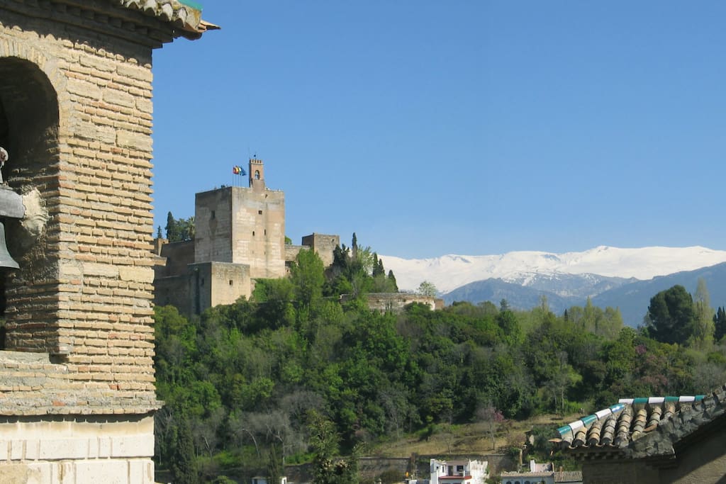 Spectacular views from private terrace of the Alhambra & mountains