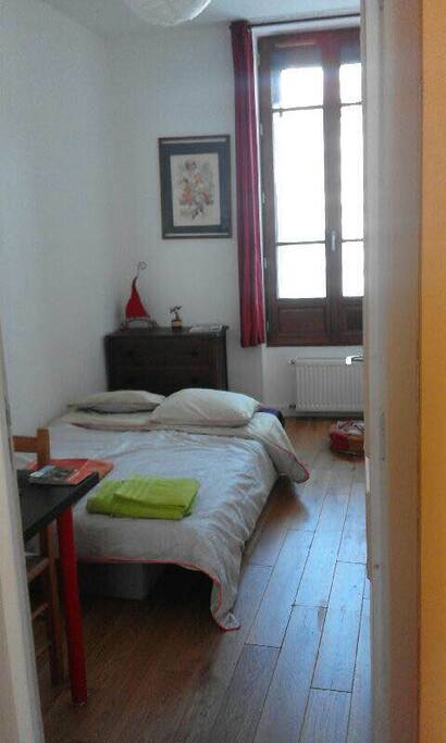 Votre chambre version lit déplié.