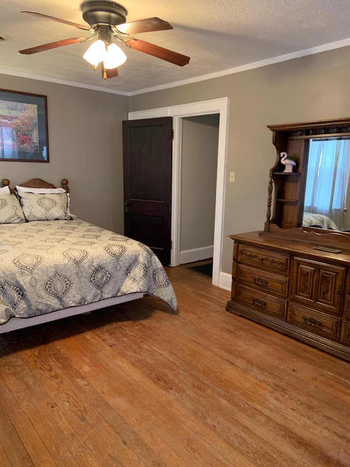 10 Best Airbnb Vacation Rentals In Parkersburg, West Virginia Updated