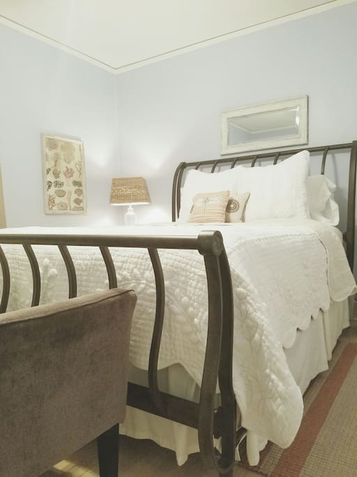 Bed room 1