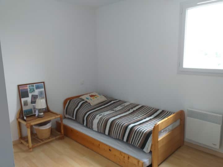 卧室子母床（ 2张床） 