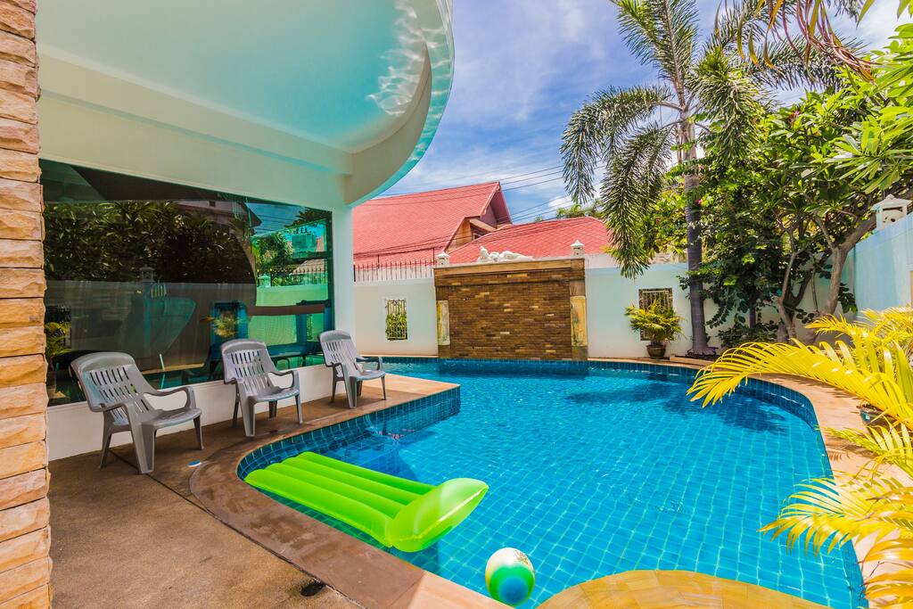 The swimming pool.