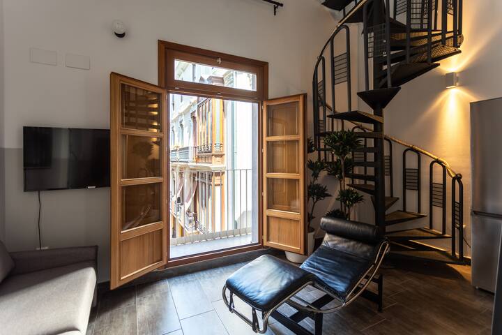 BUBUFLATS Mercat / BUBU 8 – Apartamento ático gallery image 4