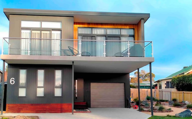 Pinned Property Management managed Airbnb listing 2