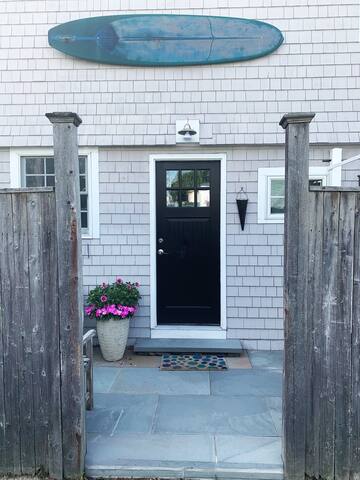 Walk-to-Beach Comfortable, Spacious Getaway! gallery image 2