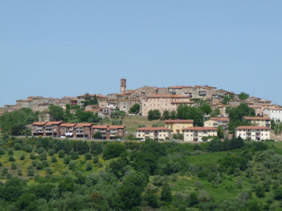 Vista del Paese di Civitella Marittima