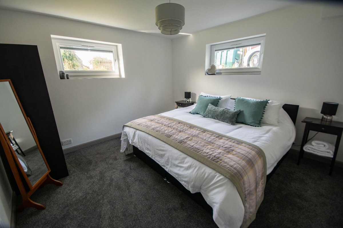 ห้องนอน 4 มีรูปเป็นซูเปอร์คิงแต่แยกเป็นเตียงเดี่ยวได้