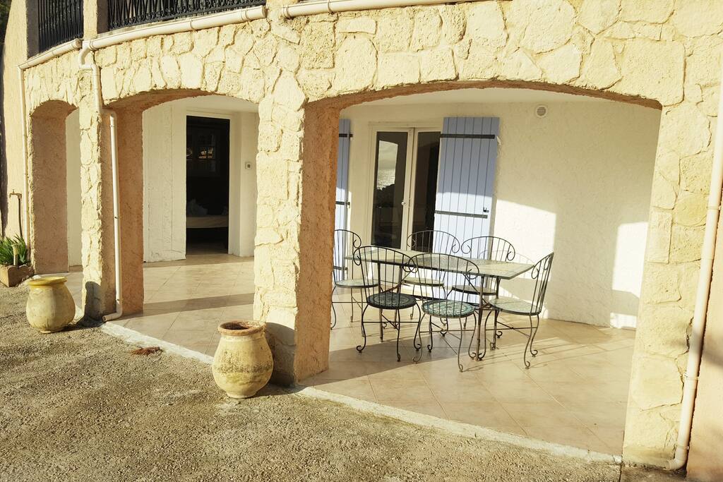 terrasse couverte de l'appartement
