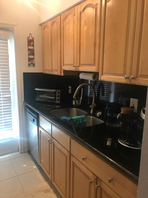 Full kitchen