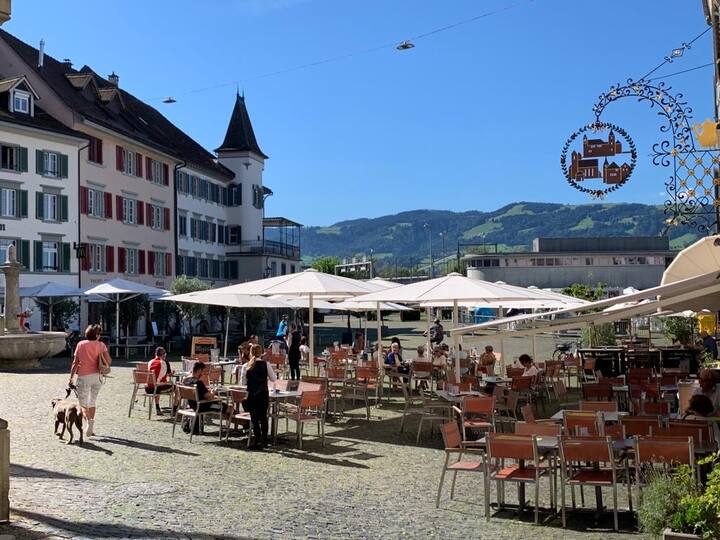 Sluts in Rapperswil-Jona