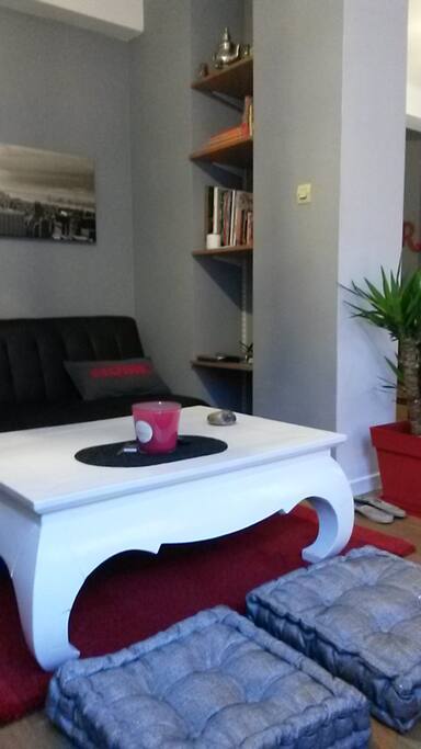 L'espace détente du salon vu de sa fenêtre...