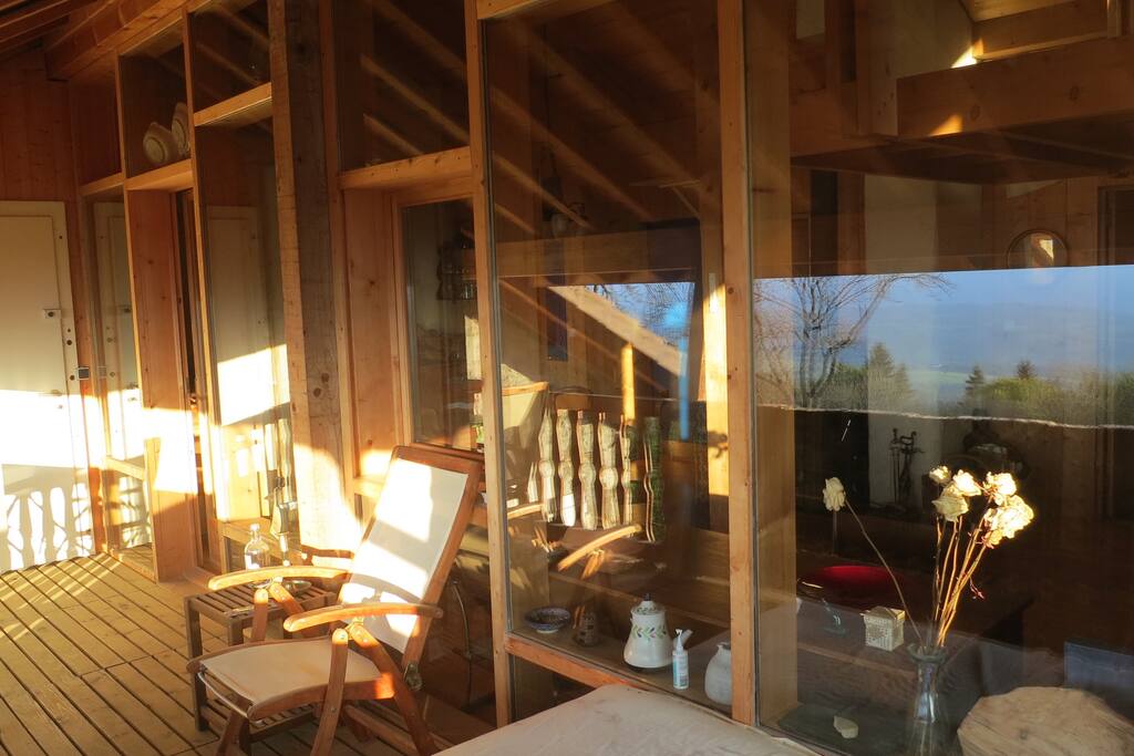 vue de l'intérieur depuis le balcon