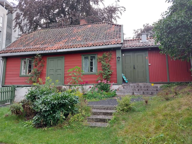 Unique little familyhome in the city