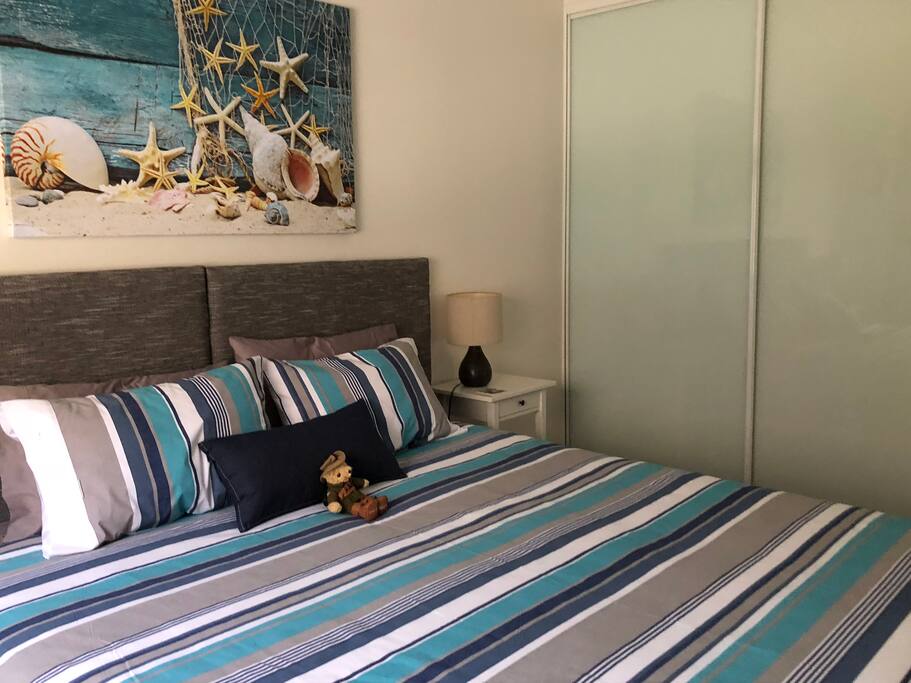 King bed or two long singles