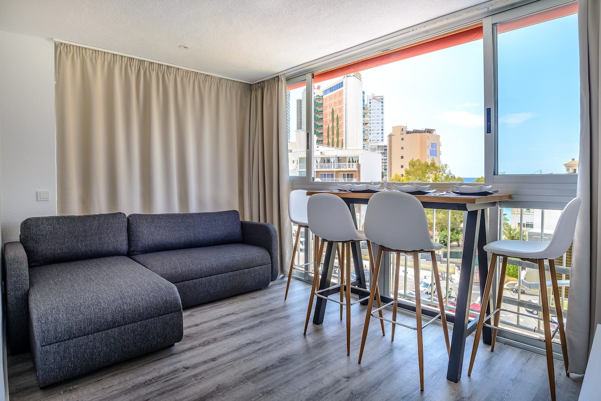 Popular Airbnb listing: Carabelas (beaches of Benidorm)
(free parking) in Benidorm