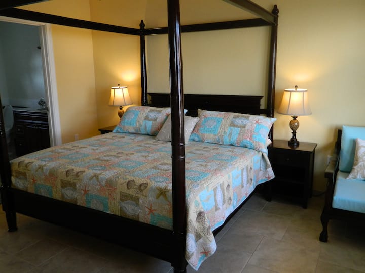"The beds were super comfortable, the linens luxurious." ReNata B, VA