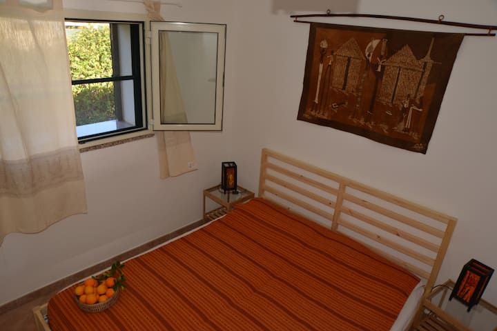 спална соба 4 долен кат