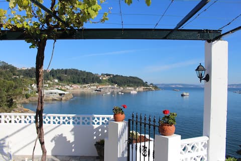 Anuncio de Airbnb popular: Cliff house, Bueu, Morrazo, Galicia. en Bueu