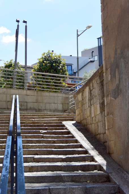 Steps from the old city