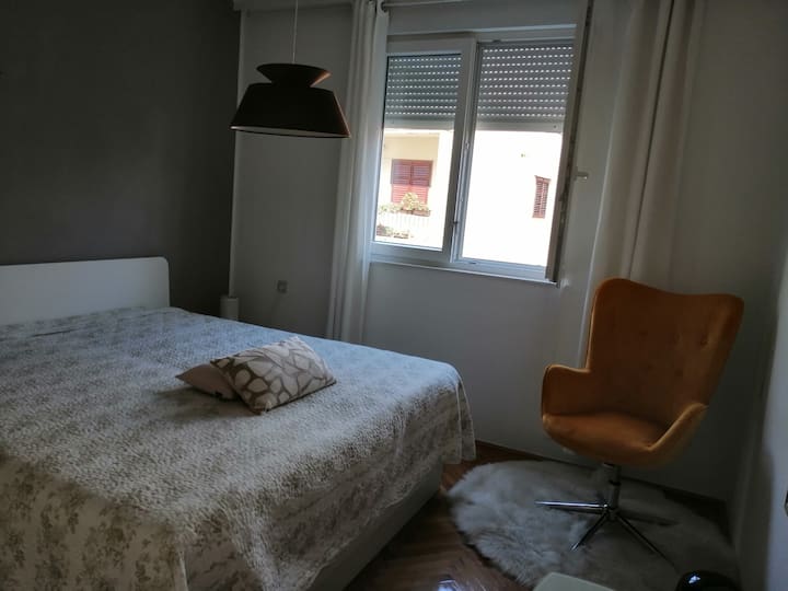 spálňa číslo 1