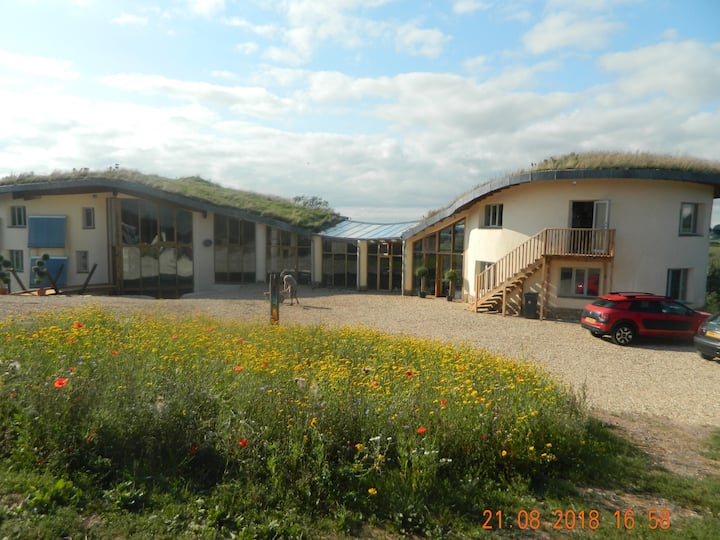 Dingle Dell Annexe As seen on Grand Designs! Earth houses for Rent