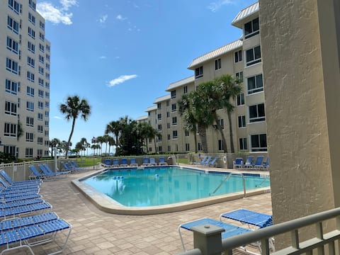 Siesta Key #1 Beach, pickle ball & tennis paradise