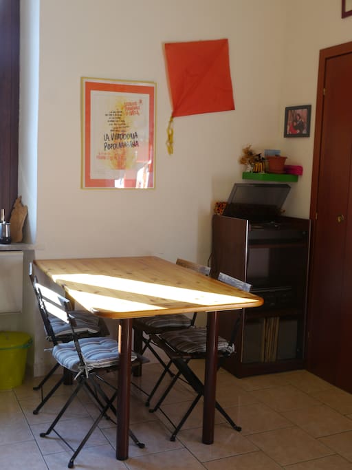 tavolo della cucina