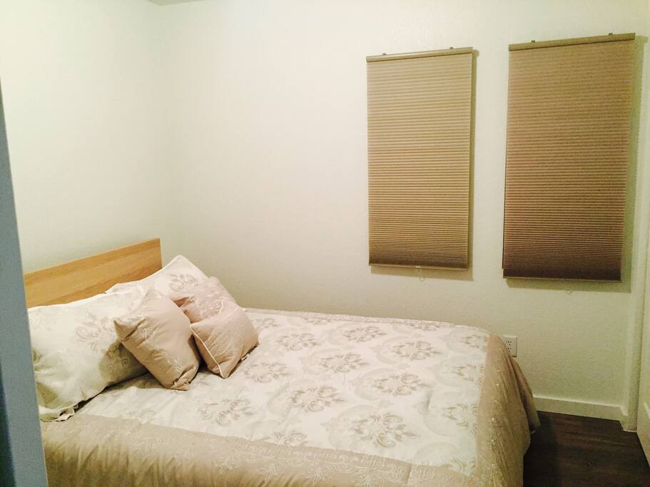 Queen Bed