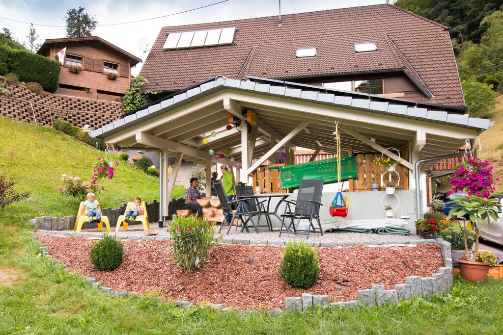 Spielmöglichkeiten unterm Dach