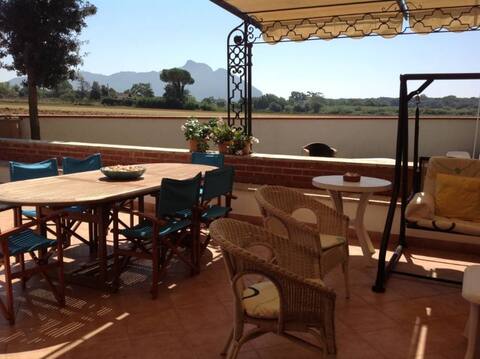 Villa in the countryside just steps from Lake Sabaudia