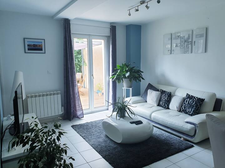 Châlons-en-Champagne : locations de vacances et logements - Grand Est ...