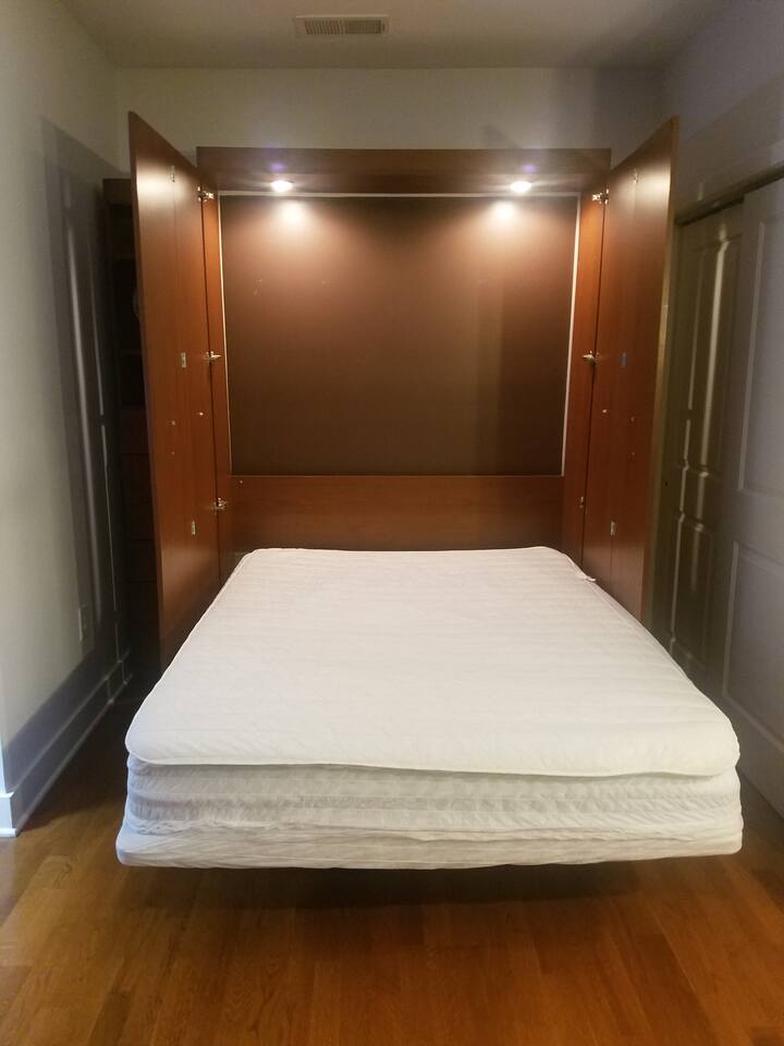 เตียงพับขนาดควีนไซส์