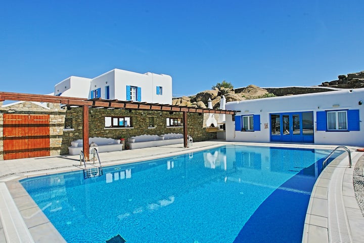 Rental unit in Mykonos · ★4.88 · 1 bedroom · 3 beds · 1.5 baths