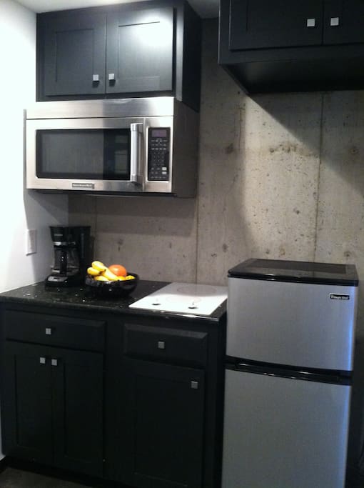 Complete cooking accommodations