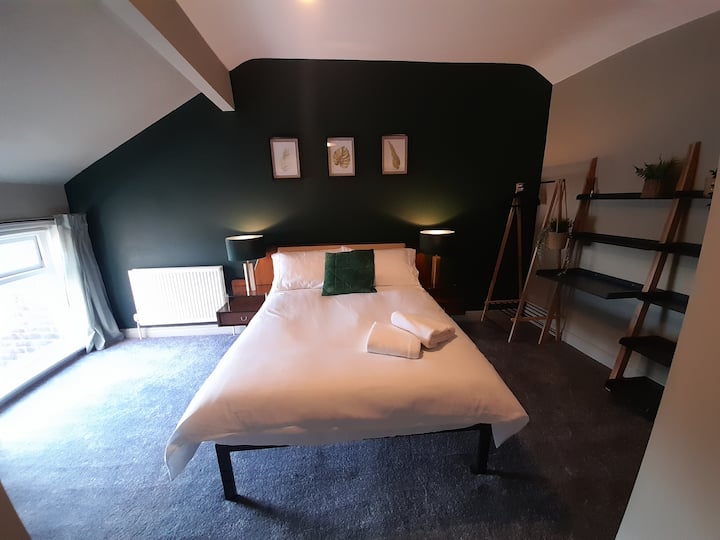 Ბოტანიკური - საძინებელი 5 - დიდი ორადგილიანი საძინებელი