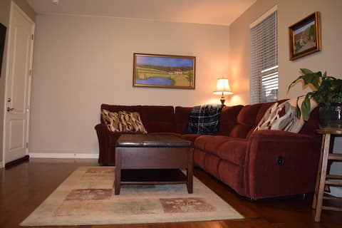 Top performing Airbnb: Private Suite: 9 mi downtown, 14 mi to Airport in Central Park